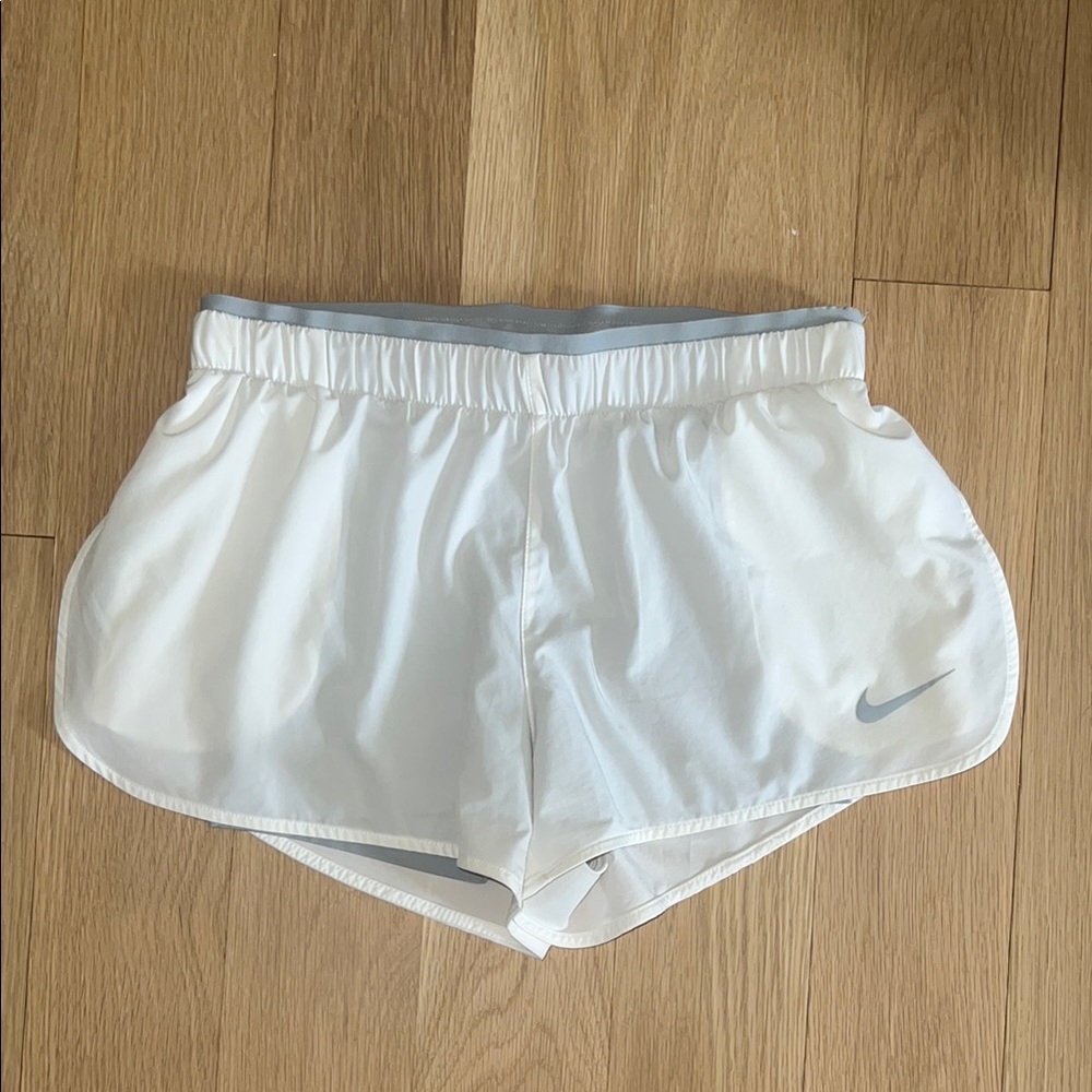 Nike White Athletic Shorts Lightweight Breathable